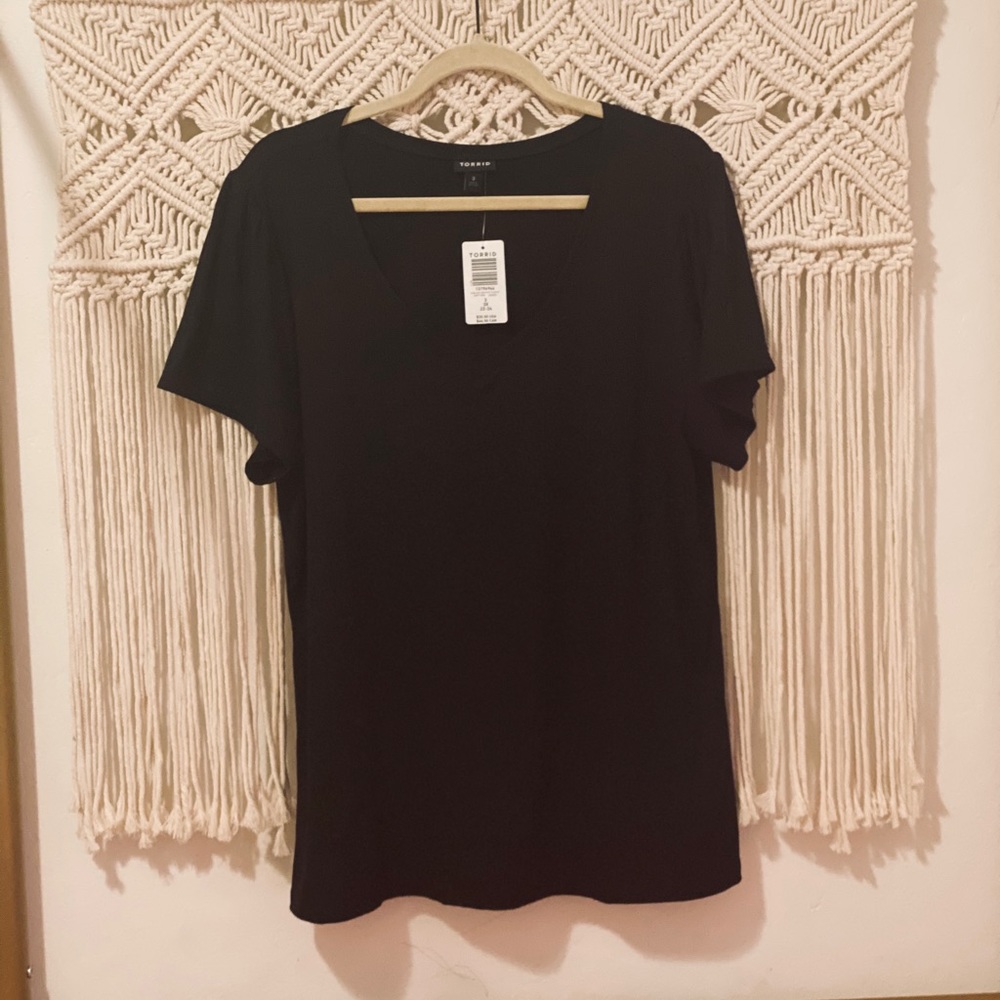 Torrid Puff Sleeve V-Neck Rib Tee